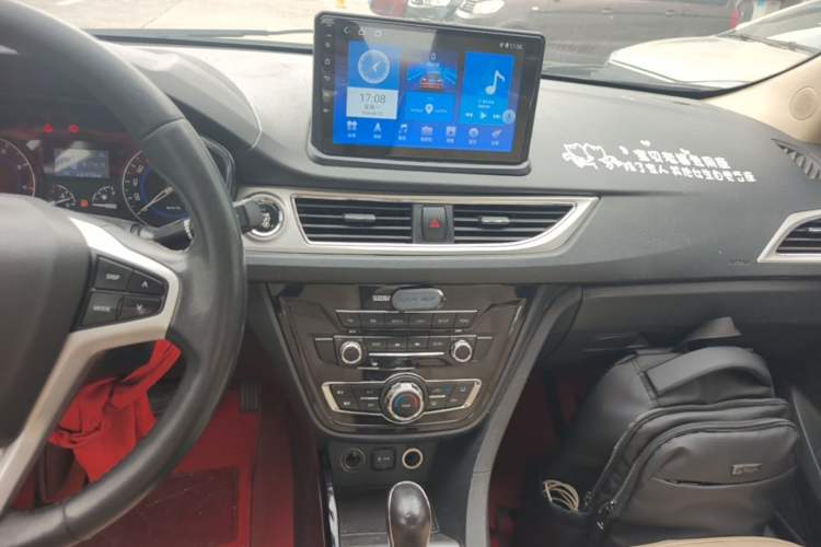 Used CHANGAN Alsvin V7 2015 1.6L Automatic Fun Model China IV Standard Audio And AC Panel