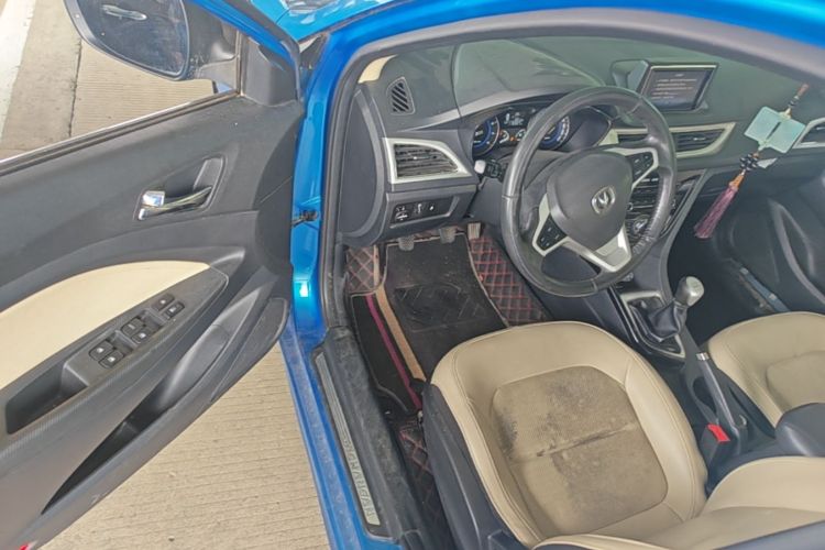Used CHANGAN Alsvin V7 2015 1.6L Manual Enjoyment Model China IV Standard Driver Seat
