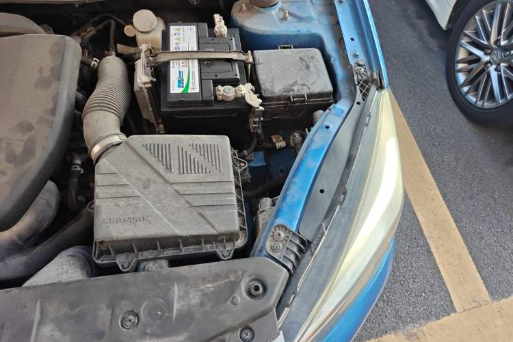 Used CHANGAN Alsvin V7 2015 1.6L Automatic Fun Model China IV Standard Engine Bay Left