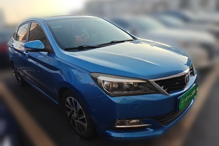 Used CHANGAN Alsvin V7 2015 1.6L Automatic Fun Model China IV Standard Front Right 45 Deg