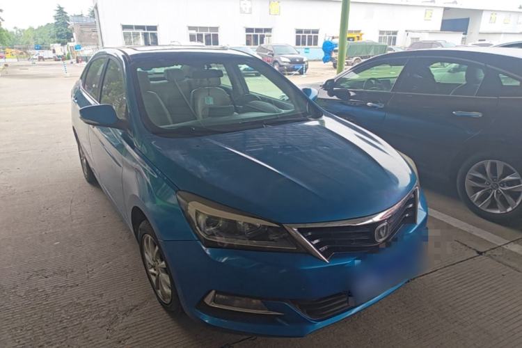 Used CHANGAN Alsvin V7 2015 1.6L Manual Enjoyment Model China IV Standard Front Right 45 Deg