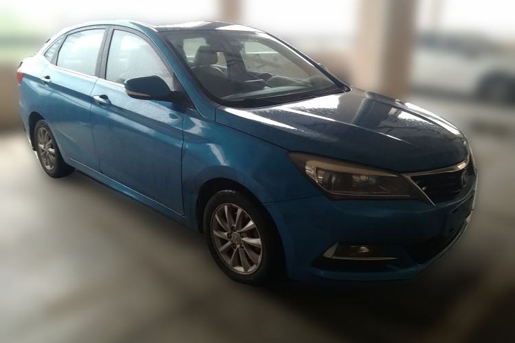 Used CHANGAN Alsvin V7 2015 1.6L Manual Enjoyment Model China IV Standard Front Right 45 Deg