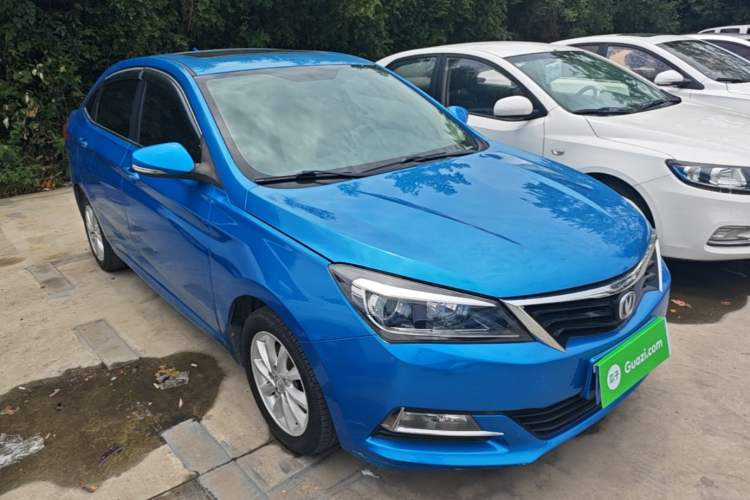 Used CHANGAN Alsvin V7 2015 1.6L Manual Enjoyment Model China IV Standard Front Right 45 Deg