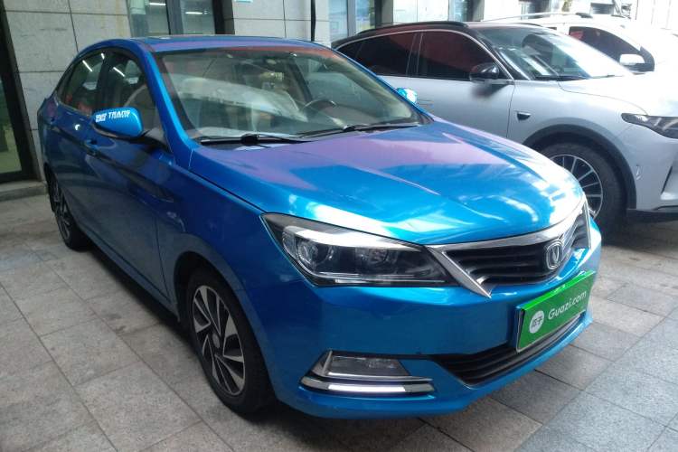Used CHANGAN Alsvin V7 2015 1.6L Automatic Fun Model China V Standard Front Right 45 Deg