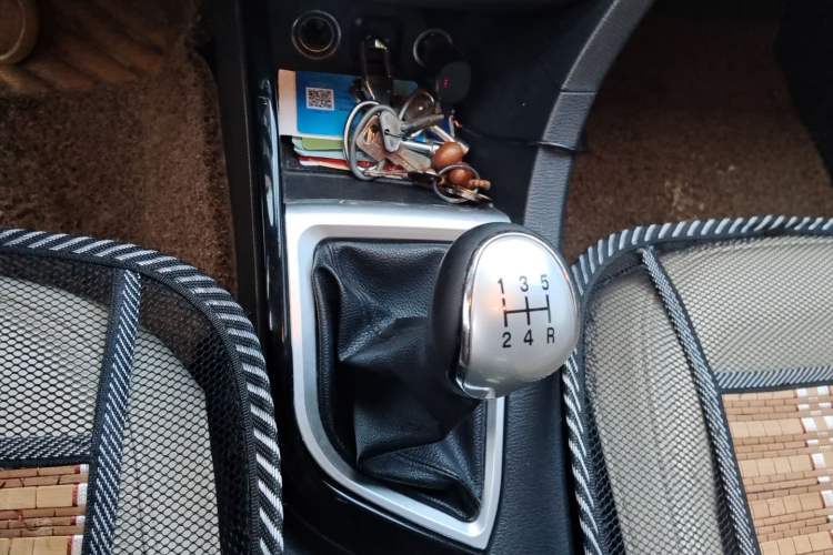 Used CHANGAN Alsvin V7 2015 1.6L Manual Enjoyment Model China IV Standard Gear Lever