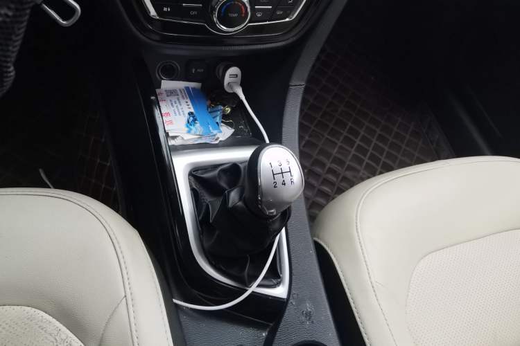 Used CHANGAN Alsvin V7 2015 1.6L Manual Enjoyment Model China IV Standard Gear Lever