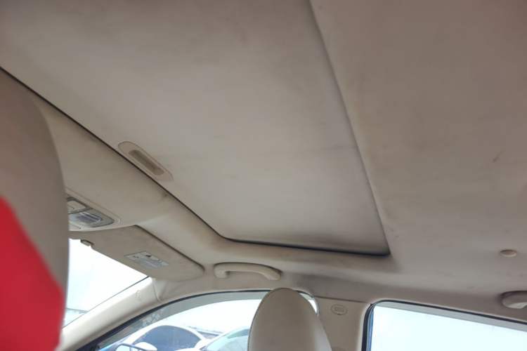 Used CHANGAN Alsvin V7 2015 1.6L Automatic Fun Model China IV Standard Headliner