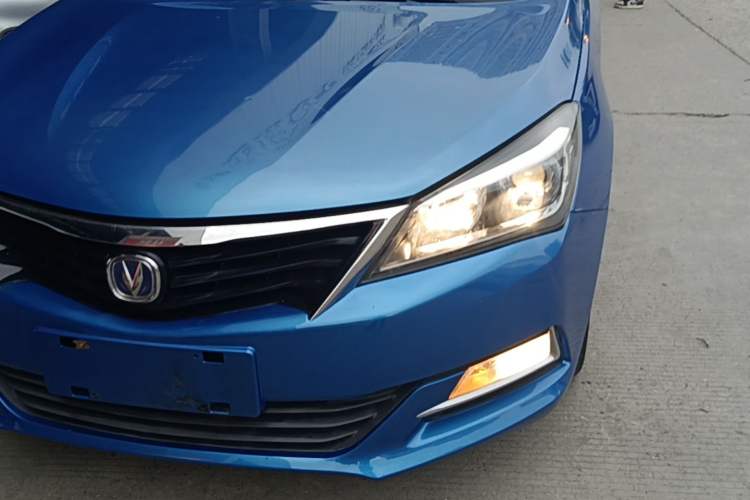 Used CHANGAN Alsvin V7 2015 1.6L Automatic Enjoyment Model China IV Standard Left Front Headlight