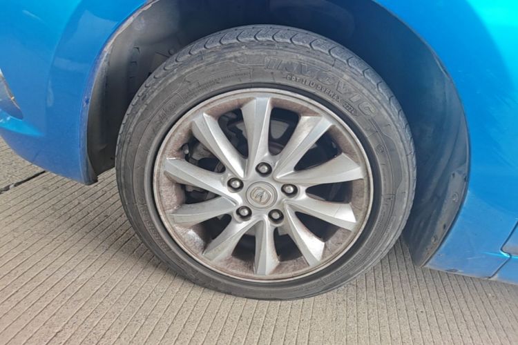 Used CHANGAN Alsvin V7 2015 1.6L Manual Enjoyment Model China IV Standard Left Front Wheel Hub