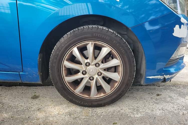 Used CHANGAN Alsvin V7 2015 1.6L Manual Enjoyment Model China IV Standard Right Front Wheel Hub