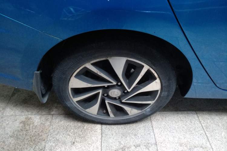Used CHANGAN Alsvin V7 2015 1.6L Automatic Fun Model China V Standard Right Rear Wheel Hub