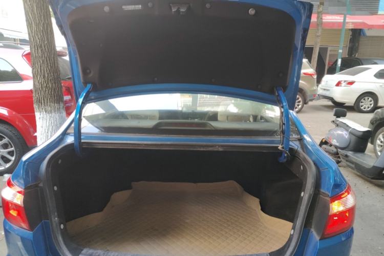 Used CHANGAN Alsvin V7 2015 1.6L Manual Lehuo Model China V Standard Trunk