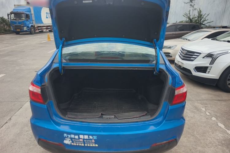 Used CHANGAN Alsvin V7 2015 1.6L Automatic Fun Model China IV Standard Trunk
