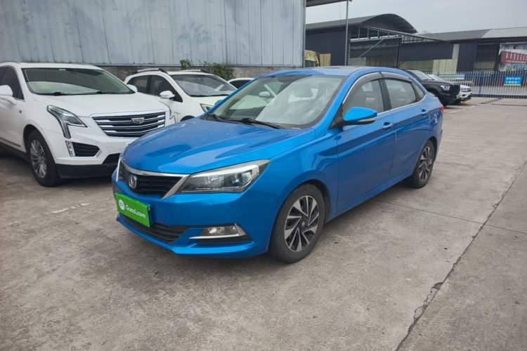 Used CHANGAN Alsvin V7 2015 1.6L Automatic Fun Model China IV Standard Guazi used car, China used car export, Used car for sale, Used CHANGAN cars, Cheapest cars for sale