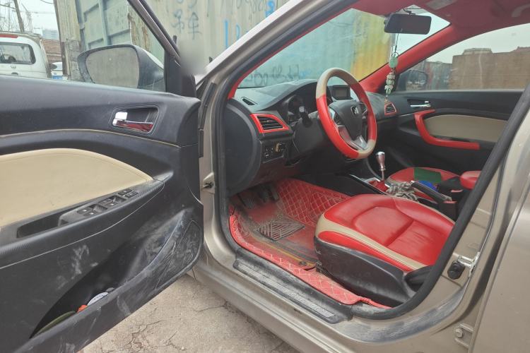 Used CHANGAN Alsvin V7 2015 1.6L Manual Joyful Edition China IV Driver Seat