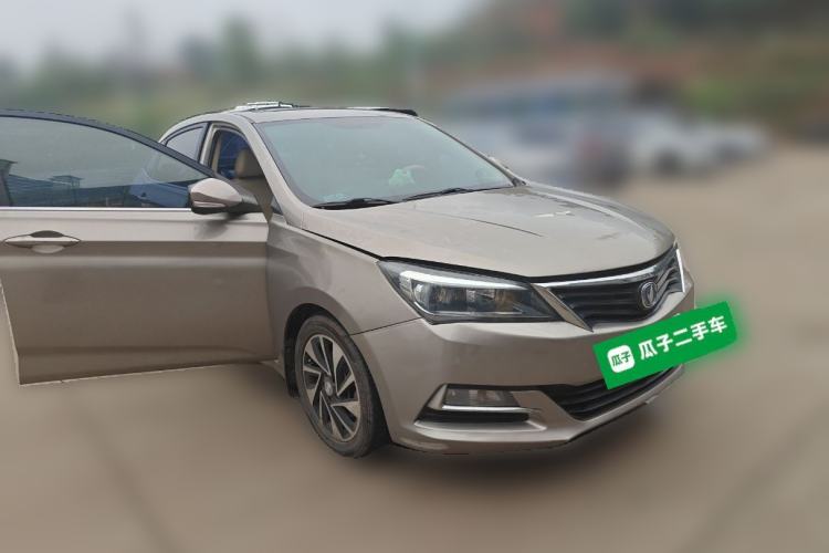 Used CHANGAN Alsvin V7 2015 1.6L Manual Fun Model China IV Standard Front Right 45 Deg