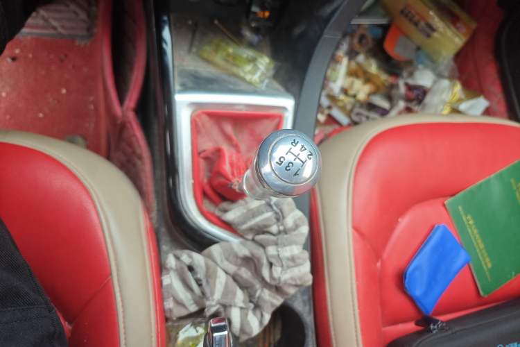 Used CHANGAN Alsvin V7 2015 1.6L Manual Joyful Edition China IV Gear Lever