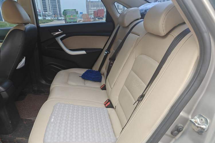 Used CHANGAN Alsvin V7 2015 1.6L Manual Fun Model China IV Standard Left Rear Seat