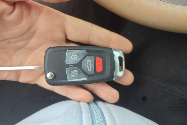 Used CHANGAN Alsvin V7 2015 1.6L Manual Joyful Edition China IV Vehicle Key