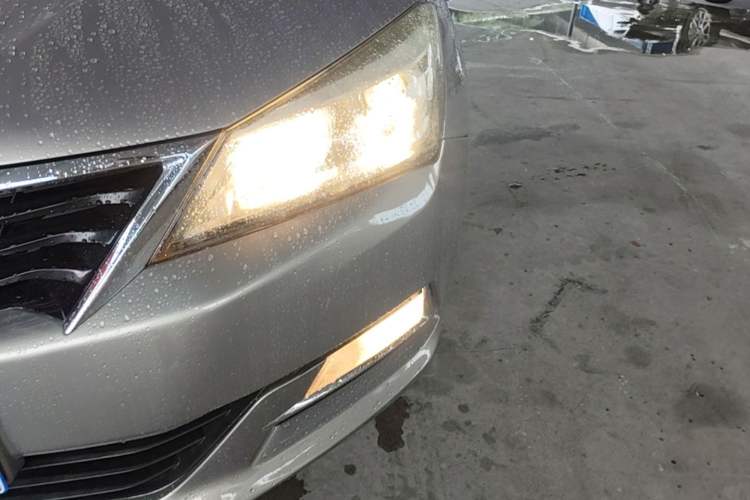Used CHANGAN Alsvin V7 2015 1.6L Automatic Enjoyment Model China V Standard Left Front Headlight