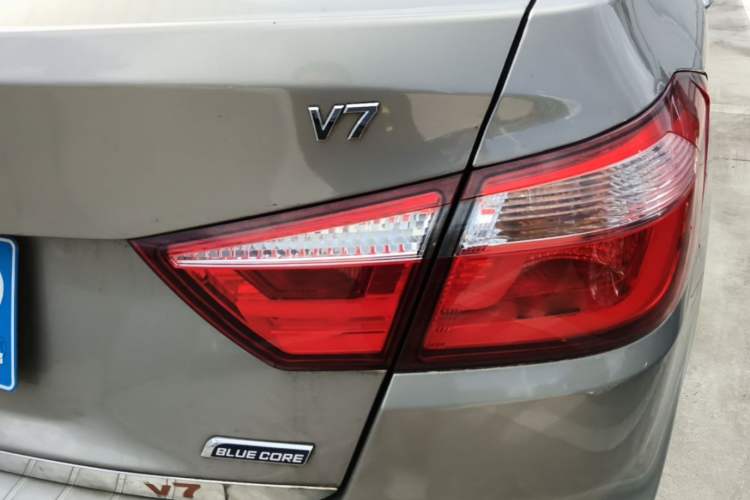 Used CHANGAN Alsvin V7 2015 1.6L Manual Enjoyment Model China IV Standard Right Rear Taillight