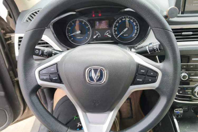 Used CHANGAN Alsvin V7 2015 1.6L Manual Enjoyment Model China IV Standard Steering Wheel