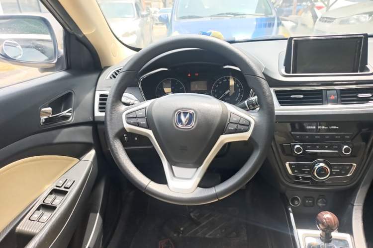 Used CHANGAN Alsvin V7 2015 1.6L Automatic Enjoyment Model China V Standard Steering Wheel