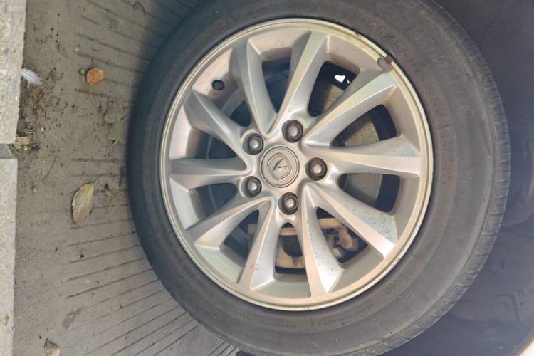 Used CHANGAN Alsvin V7 2015 1.6L Manual LeShang Edition China IV Right Front Wheel Hub