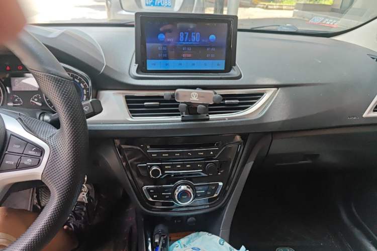 Used CHANGAN Alsvin V7 2015 1.6L Manual Enjoyment Model China IV Standard Audio And AC Panel