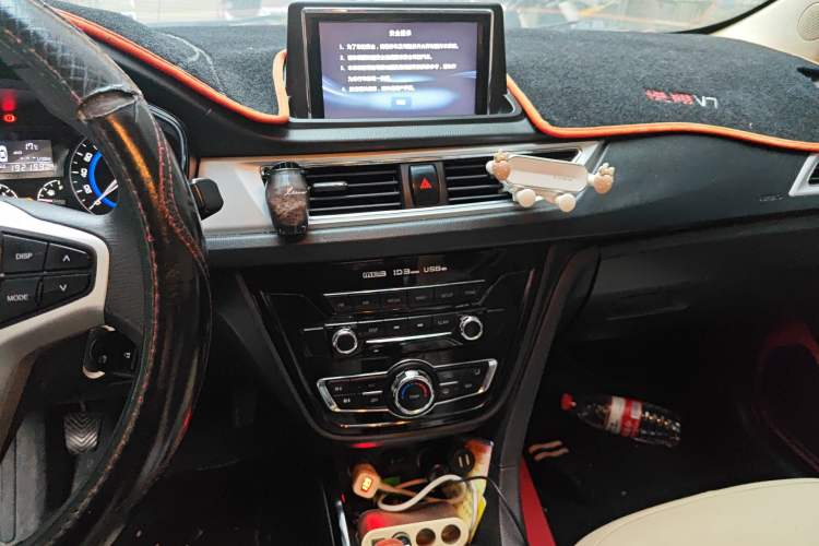 Used CHANGAN Alsvin V7 2015 1.6L Manual Enjoyment Model China IV Standard Audio And AC Panel