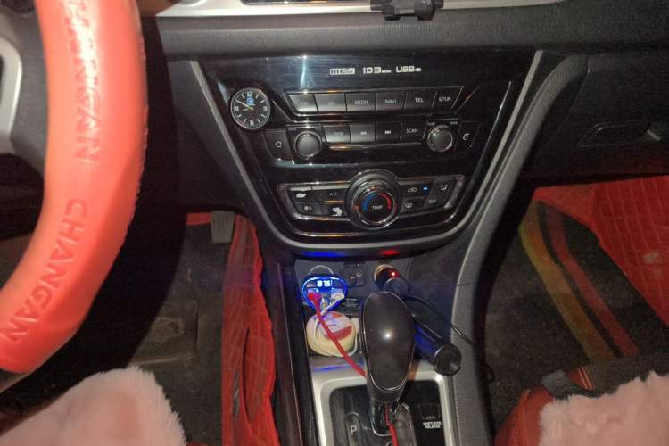 Used CHANGAN Alsvin V7 2015 1.6L Automatic Enjoyment Model China V Standard Audio And AC Panel