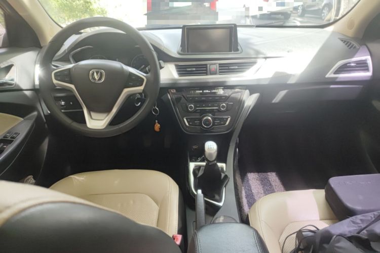 Used CHANGAN Alsvin V7 2015 1.6L Manual Enjoyment Model China IV Standard Center Console