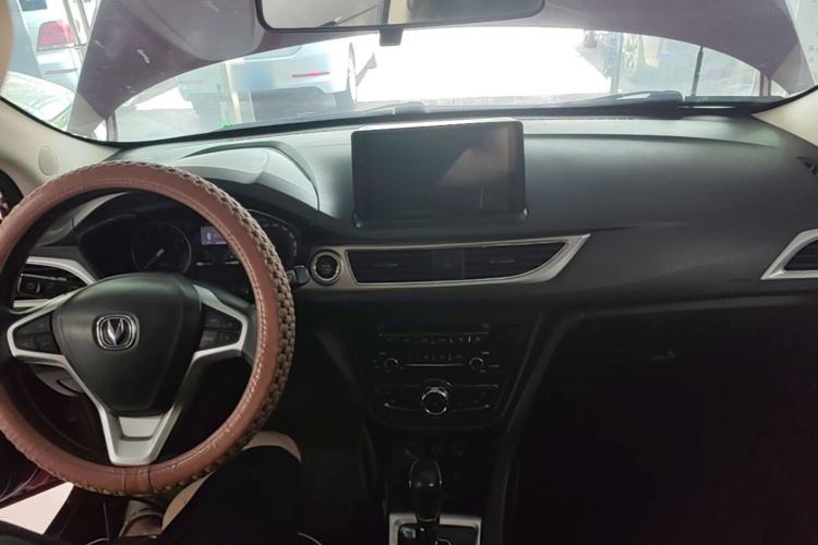 Used CHANGAN Alsvin V7 2015 1.6L Automatic Joyful Model China IV Standard Center Console
