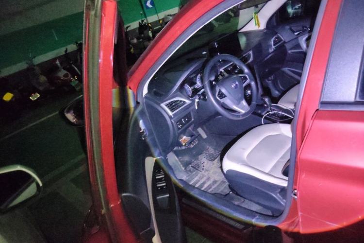 Used CHANGAN Alsvin V7 2015 1.6L Automatic Joyful Model China IV Standard Driver Seat