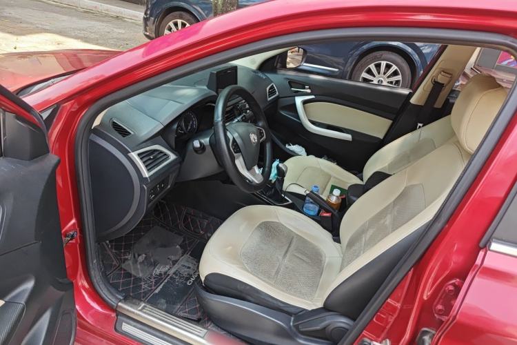 Used CHANGAN Alsvin V7 2015 1.6L Manual Enjoyment Model China IV Standard Driver Seat