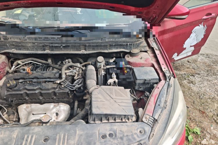 Used CHANGAN Alsvin V7 2015 1.6L Manual Enjoyment Model China IV Standard Engine Bay Left