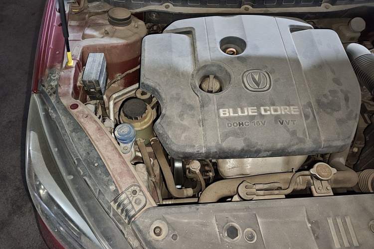 Used CHANGAN Alsvin V7 2015 1.6L Automatic Enjoyment Model China IV Standard Engine Bay Right