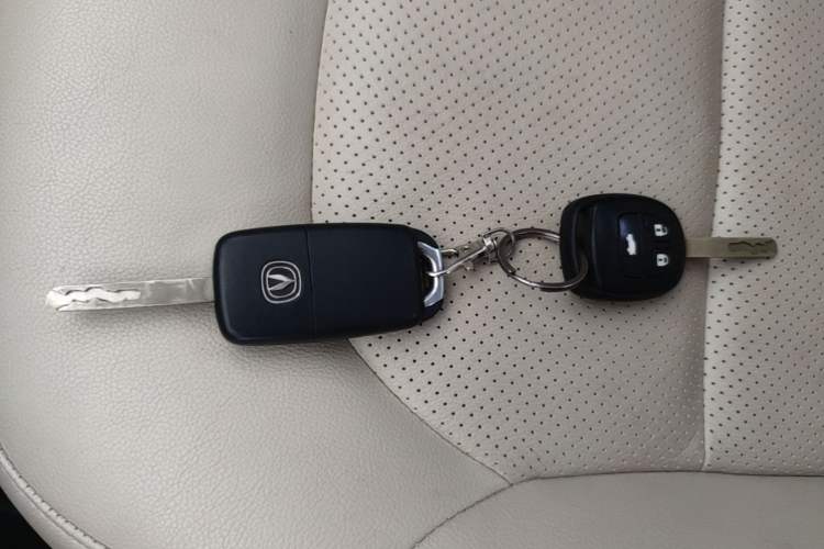 Used CHANGAN Alsvin V7 2015 1.6L Manual Enjoyment Model China V Standard Interior 1