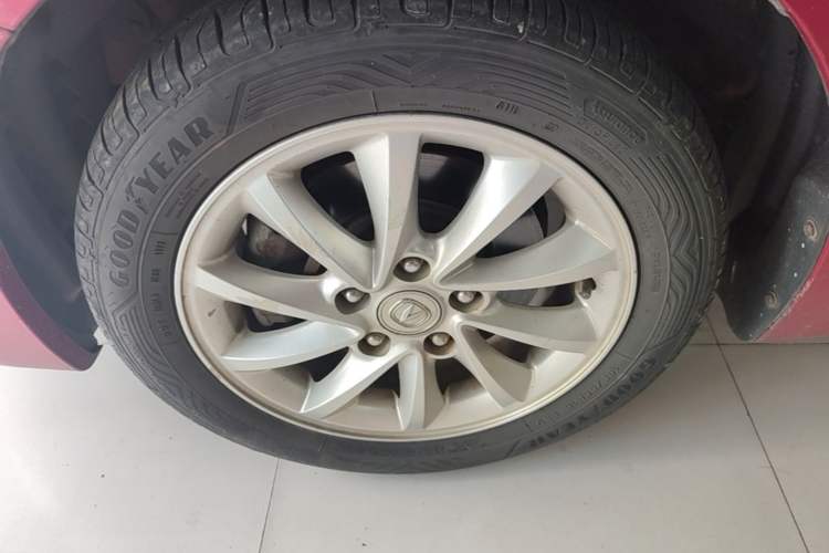 Used CHANGAN Alsvin V7 2015 1.6L Automatic Joyful Model China IV Standard Left Front Wheel Hub