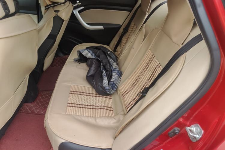 Used CHANGAN Alsvin V7 2015 1.6L Manual Enjoyment Model China IV Standard Left Rear Seat