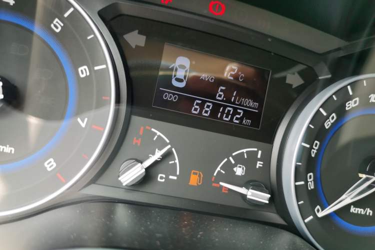 Used CHANGAN Alsvin V7 2015 1.6L Manual Enjoyment Model China V Standard Odometer Close Up