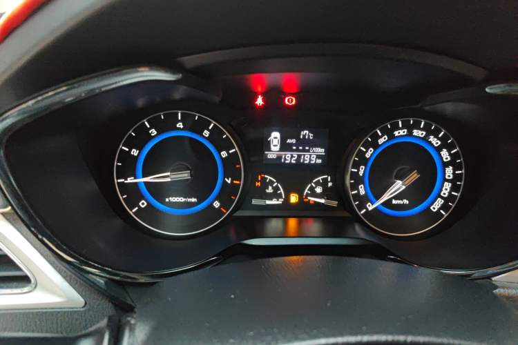 Used CHANGAN Alsvin V7 2015 1.6L Manual Enjoyment Model China IV Standard Odometer Close Up