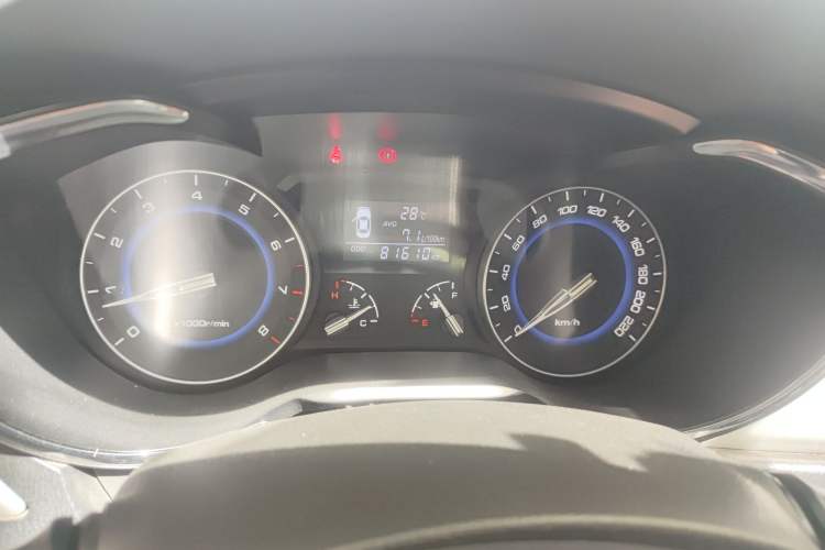Used CHANGAN Alsvin V7 2015 1.6L Manual Enjoyment Model China IV Standard Odometer Close Up