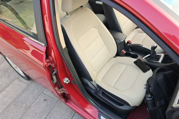 Used CHANGAN Alsvin V7 2015 1.6L Manual Enjoyment Model China V Standard Right Front Seat