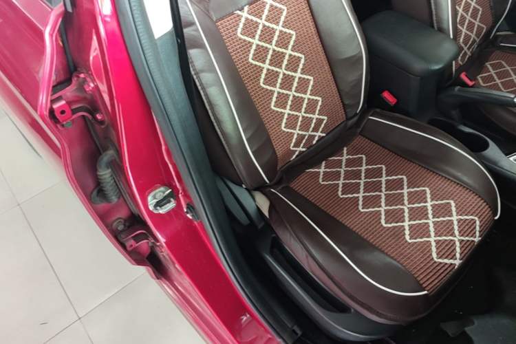 Used CHANGAN Alsvin V7 2015 1.6L Automatic Joyful Model China IV Standard Right Front Seat