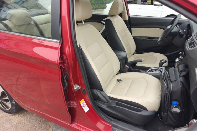 Used CHANGAN Alsvin V7 2015 1.6L Automatic Fun Model China IV Standard Right Front Seat