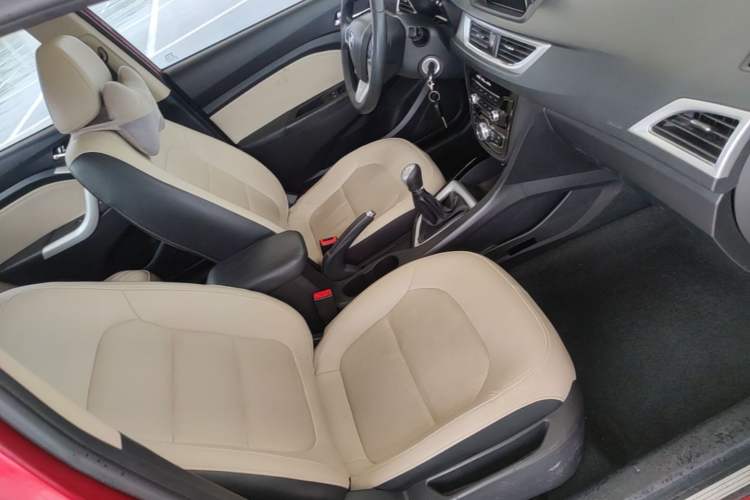 Used CHANGAN Alsvin V7 2015 1.6L Manual Enjoyment Model China V Standard Right Front Seat