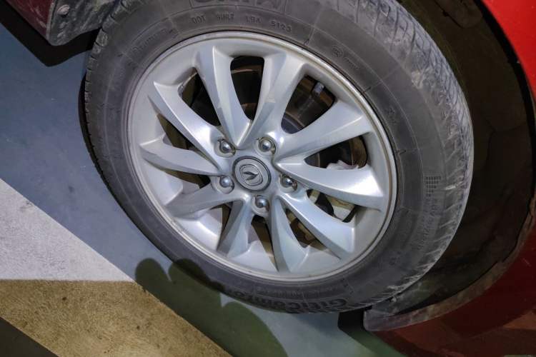 Used CHANGAN Alsvin V7 2015 1.6L Automatic Enjoyment Model China V Standard Right Front Wheel Hub