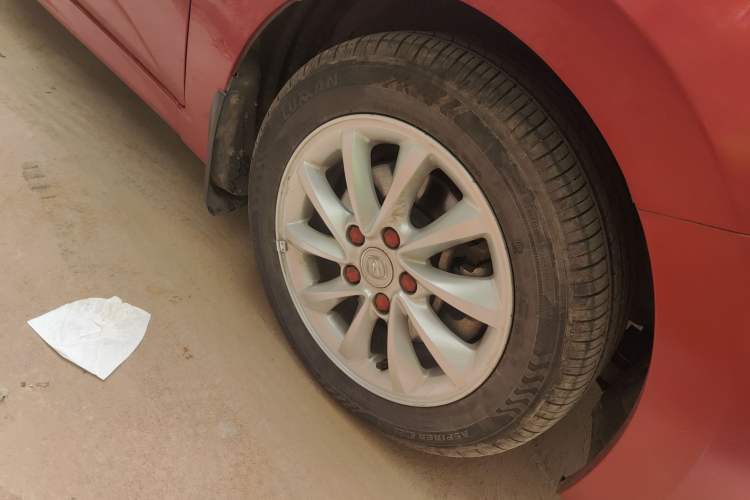 Used CHANGAN Alsvin V7 2015 1.6L Manual Enjoyment Model China IV Standard Right Front Wheel Hub