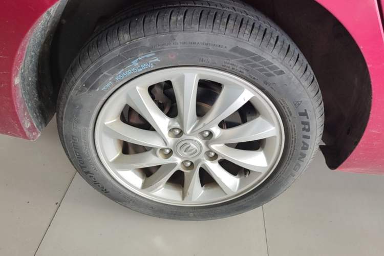 Used CHANGAN Alsvin V7 2015 1.6L Automatic Joyful Model China IV Standard Right Rear Wheel Hub